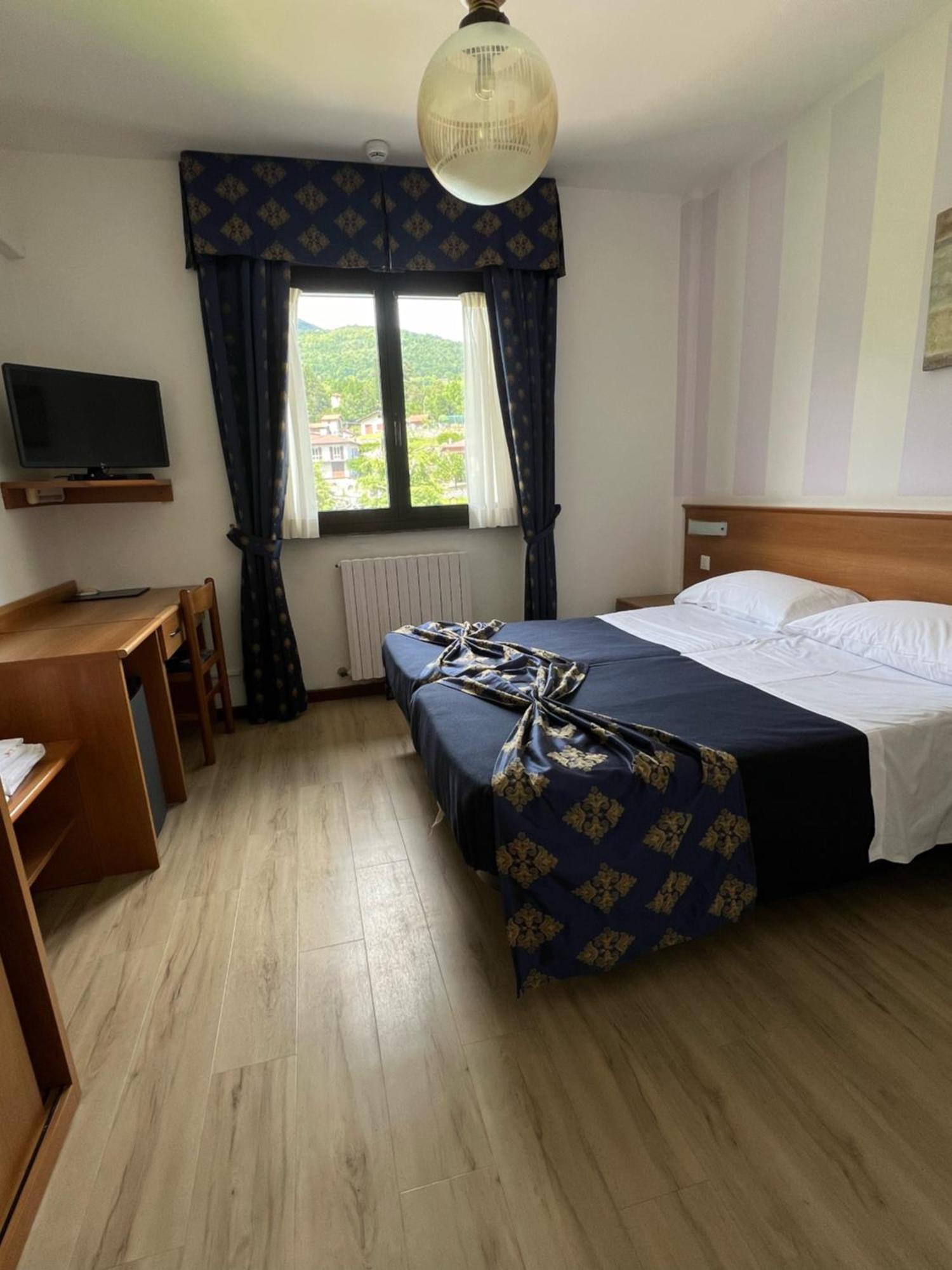 Hotel Merloni Grandola ed Uniti Exterior photo