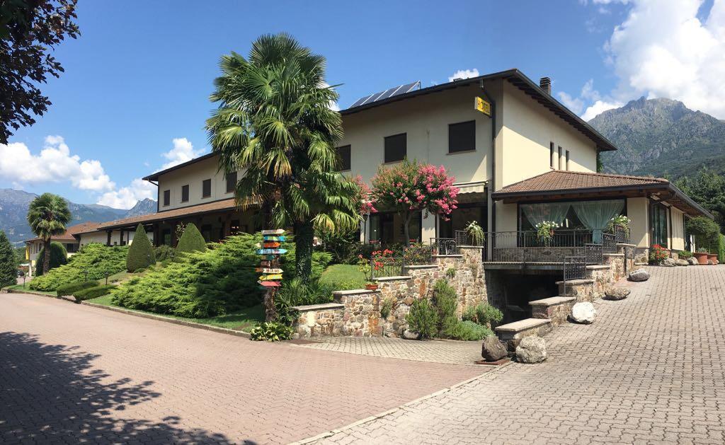 Hotel Merloni Grandola ed Uniti Exterior photo