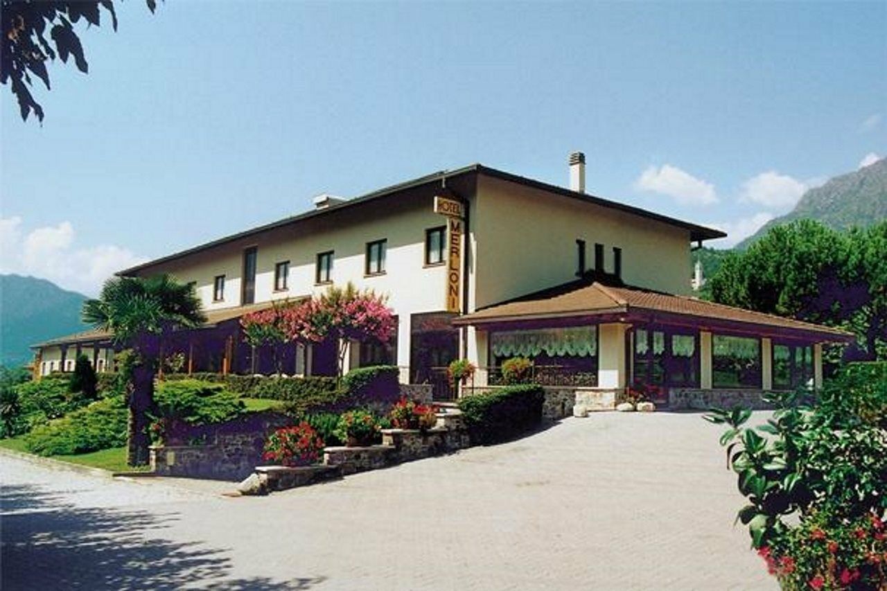Hotel Merloni Grandola ed Uniti Exterior photo